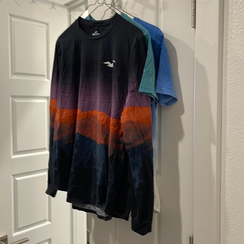 Lot of 3 Hollister shirts size M